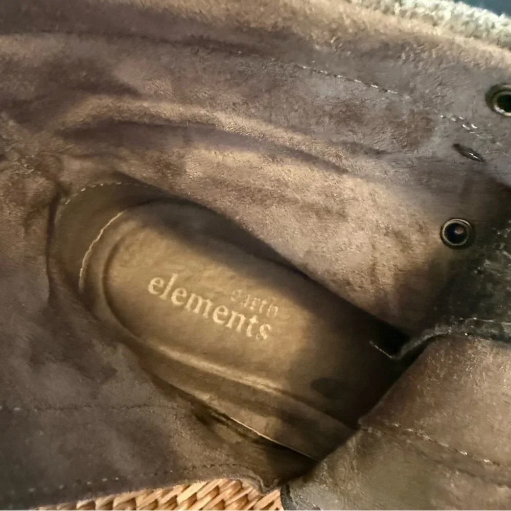 Element Lace-Up Boots in Brown and Tan size 8 wide - Picture 9 of 12